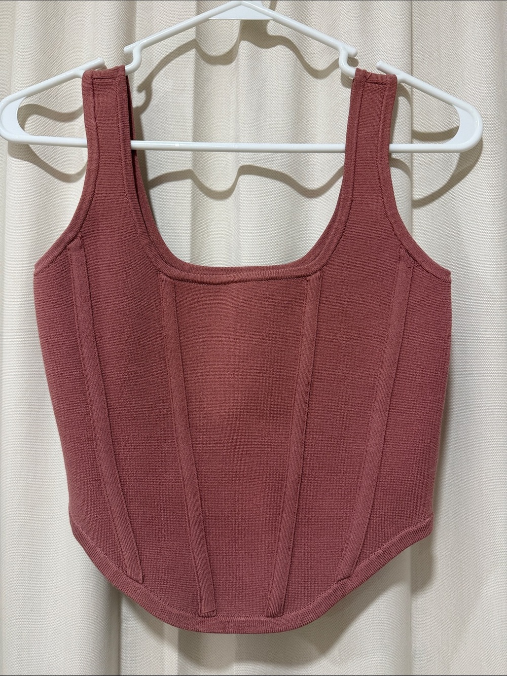 Express Structured Crop Tank Top in Mauve Rose